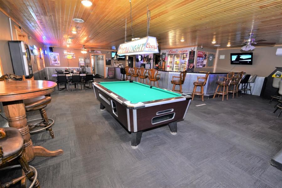 Toronto Café and Lounge: 485 Main Ave, Toronto, SD 57268